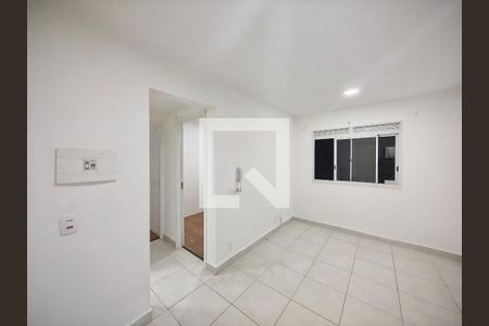 Sala / Cozinha de apartamento para alugar com 2 quartos, 32m² em Vila Maria, São Paulo