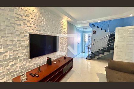 Sala de casa à venda com 3 quartos, 154m² em Jardim Santa Cecilia, Guarulhos