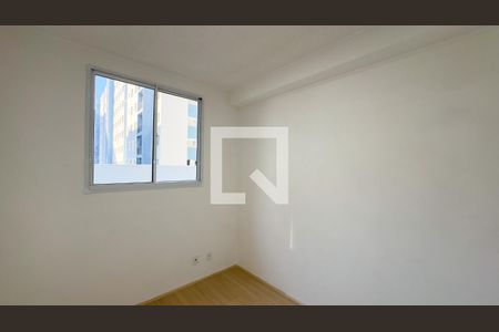 Quarto 2 de apartamento para alugar com 2 quartos, 36m² em Jardim São Luís, São Paulo
