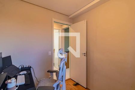 Quarto de apartamento à venda com 2 quartos, 32m² em Jardim Itacolomi, São Paulo
