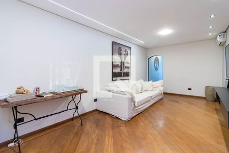 Sala de Estar de casa para alugar com 3 quartos, 220m² em Jardim Peri, São Paulo