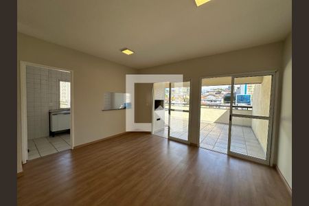 Sala de apartamento para alugar com 2 quartos, 93m² em Vila Boa Vista, Barueri