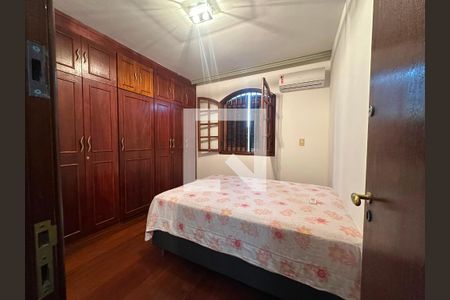Suíte de casa para alugar com 2 quartos, 250m² em Planalto, Belo Horizonte