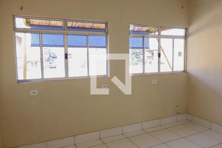 Quarto 2 de casa para alugar com 2 quartos, 90m² em Jardim Helena Maria, Osasco