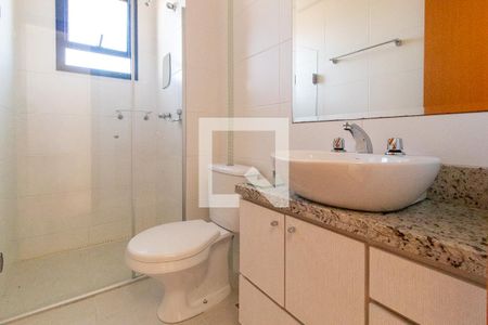 Banheiro Social de apartamento à venda com 3 quartos, 84m² em Bacacheri, Curitiba