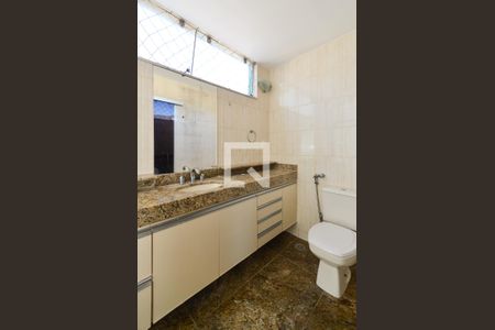 Banheiro Suíte de apartamento à venda com 4 quartos, 132m² em Cruzeiro, Belo Horizonte