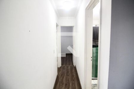 Corredor  de apartamento para alugar com 2 quartos, 49m² em Jardim Sao Miguel, Ferraz de Vasconcelos