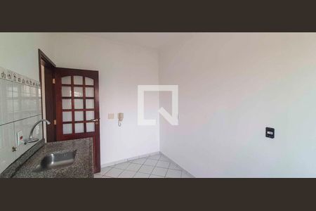 Cozinha de apartamento para alugar com 2 quartos, 54m² em Novo Osasco, Osasco