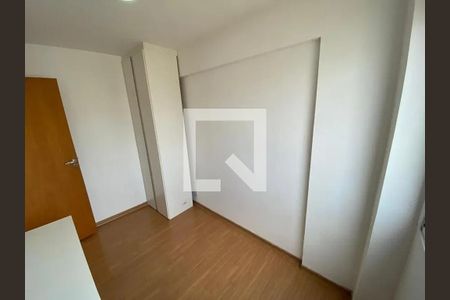 Quarto de apartamento para alugar com 3 quartos, 130m² em Buritis, Belo Horizonte