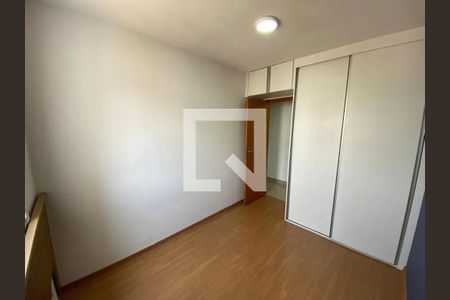 Quarto de apartamento para alugar com 3 quartos, 130m² em Buritis, Belo Horizonte