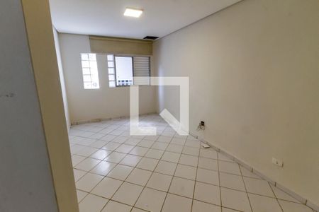 Quarto 1 de casa para alugar com 2 quartos, 45m² em Jardim Monte Alegre, Taboão da Serra