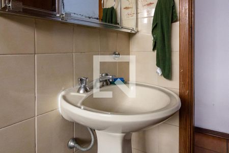 Banheiro 1 de casa para alugar com 3 quartos, 250m² em Jardim Bom Clima, Guarulhos