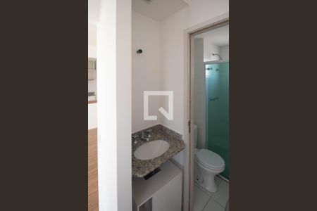 Banheiro da Suíte de apartamento para alugar com 2 quartos, 59m² em Gopouva, Guarulhos