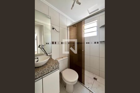 Banheiro de apartamento à venda com 3 quartos, 125m² em Jardim Nova Europa, Campinas