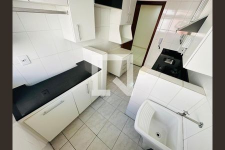 Cozinha de apartamento para alugar com 2 quartos, 80m² em Santa Branca, Belo Horizonte