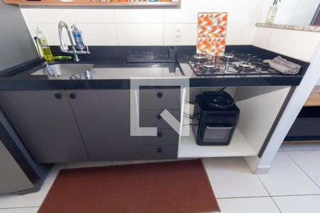 Sala/Cozinha de apartamento à venda com 2 quartos, 33m² em Itaquera, São Paulo