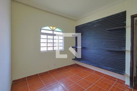 Casa para alugar com 1 quarto, 50m² em Bom Jesus, Contagem