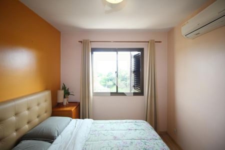 Quarto 1 de apartamento para alugar com 2 quartos, 59m² em Jardim Carvalho, Porto Alegre