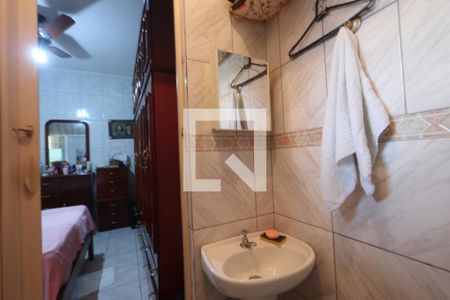 Lavabo Quarto 1 de casa para alugar com 2 quartos, 125m² em Jardim Vera Cruz(zona Leste), São Paulo