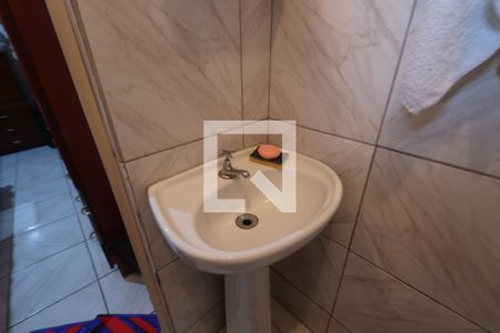 Lavabo Quarto 1 de casa para alugar com 2 quartos, 125m² em Jardim Vera Cruz(zona Leste), São Paulo