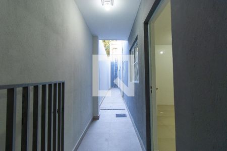 Entrada do imóvel de casa para alugar com 2 quartos, 45m² em Centro, Cotia
