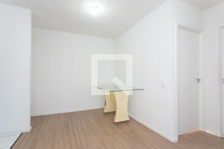 Sala  de apartamento para alugar com 2 quartos, 42m² em Fazenda Caguaçu, São Paulo