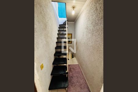 Saída suíte  de casa à venda com 4 quartos, 120m² em Conceicao, Osasco