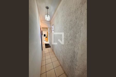 Corredor  de casa à venda com 4 quartos, 120m² em Conceicao, Osasco