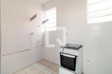 Cozinha/Área de serviço de apartamento para alugar com 2 quartos, 46m² em Cristal, Porto Alegre