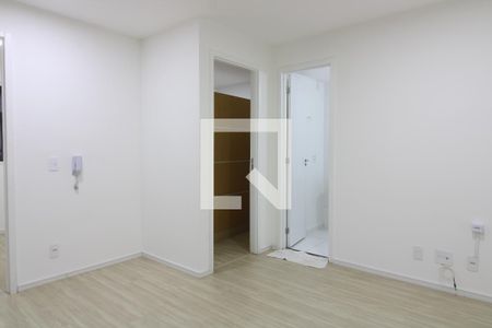 sala / cozinha / área de serviço de apartamento para alugar com 2 quartos, 39m² em Cangaiba, São Paulo