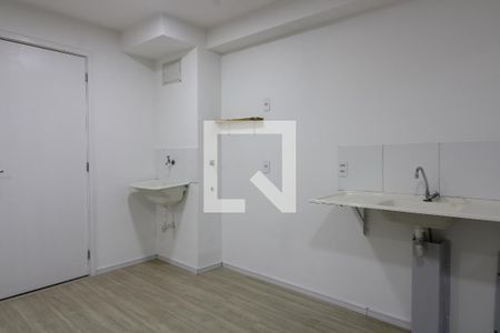 sala / cozinha / área de serviço de apartamento para alugar com 2 quartos, 39m² em Cangaiba, São Paulo