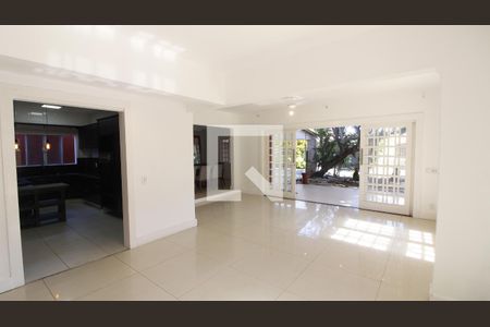 Sala 1 de casa de condomínio para alugar com 5 quartos, 550m² em Praia do Siqueira, Cabo Frio
