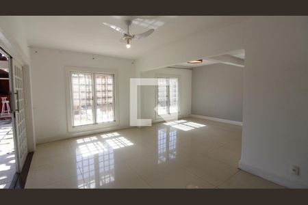 Sala 1 de casa de condomínio para alugar com 5 quartos, 550m² em Praia do Siqueira, Cabo Frio