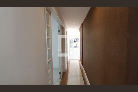 Sala 1 de casa de condomínio para alugar com 5 quartos, 550m² em Praia do Siqueira, Cabo Frio