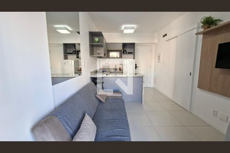 Sala  de apartamento para alugar com 1 quarto, 38m² em Barra, Salvador