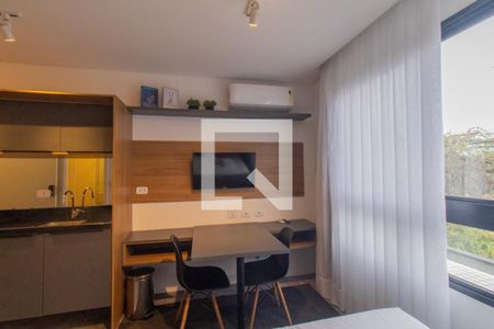 Sala/Cozinha de apartamento para alugar com 1 quarto, 20m² em Água Verde, Curitiba