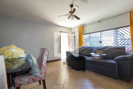 Sala de casa à venda com 3 quartos, 225m² em Vila Nova Savoia, São Paulo