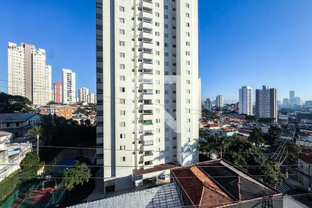 Vista da Sala de apartamento para alugar com 3 quartos, 83m² em Vila Bertioga, São Paulo