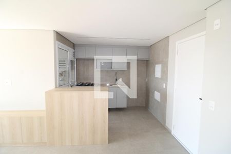 Sala / Cozinha de apartamento para alugar com 2 quartos, 70m² em Parque Sao Domingos, São Paulo