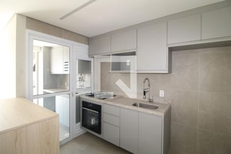 Sala / Cozinha de apartamento para alugar com 2 quartos, 70m² em Parque Sao Domingos, São Paulo