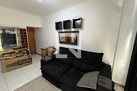 Sala de apartamento para alugar com 2 quartos, 55m² em Ilha do Governador, Rio de Janeiro