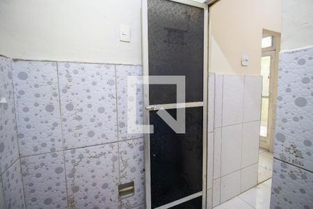 Banheiro de casa para alugar com 1 quarto, 36m² em Penha Circular, Rio de Janeiro