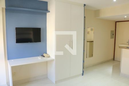 sala de kitnet/studio para alugar com 1 quarto, 30m² em Centro, Nova Iguaçu