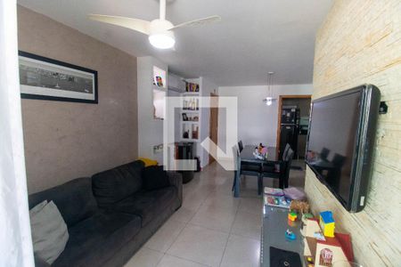 Sala de apartamento para alugar com 2 quartos, 81m² em Charitas, Niterói