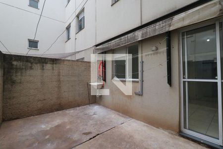 Área de Serviço de apartamento para alugar com 2 quartos, 42m² em (l-10), Ribeirão Preto