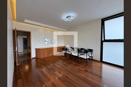 Casa para alugar com 5 quartos, 400m² em Consolação, São Paulo