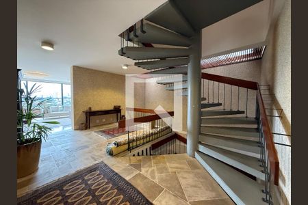 Casa para alugar com 5 quartos, 400m² em Consolação, São Paulo