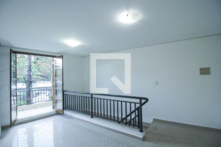 Sala de casa para alugar com 3 quartos, 175m² em Jardim Regina, São Paulo