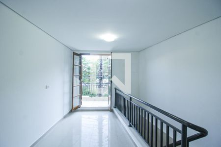 Sala de casa para alugar com 3 quartos, 175m² em Jardim Regina, São Paulo