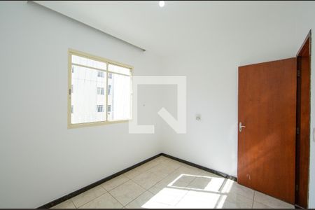 Apartamento à venda com 3 quartos, 51m² em Alto Caiçaras, Belo Horizonte